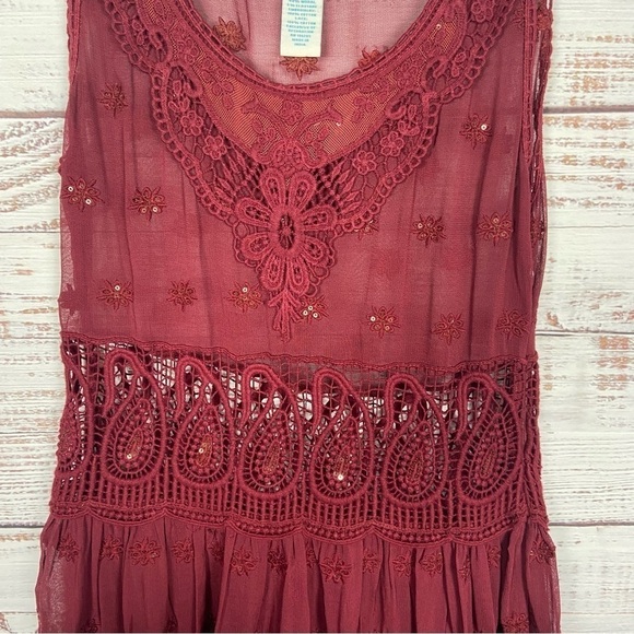 Sundance Cranberry love forever Embroidered Beaded size 2 scoop neck midi  Dress - Picture 4 of 8